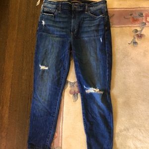 Joe’s Jeans Size 31 petite high rise skinny ankle